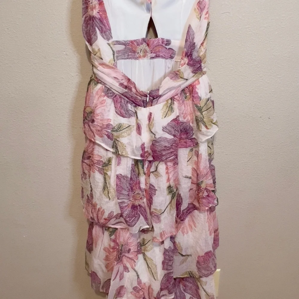 Speechless Pink Floral Tiered Formal Dress. Lined.  Size 4 - Picture 5 of 5